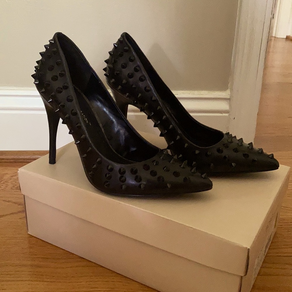BCBGENERATION Spike Pumps